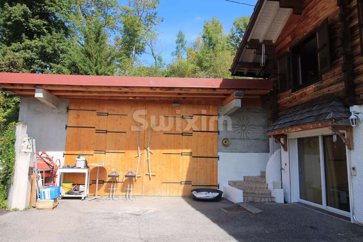 Maison à PERRIGNIER