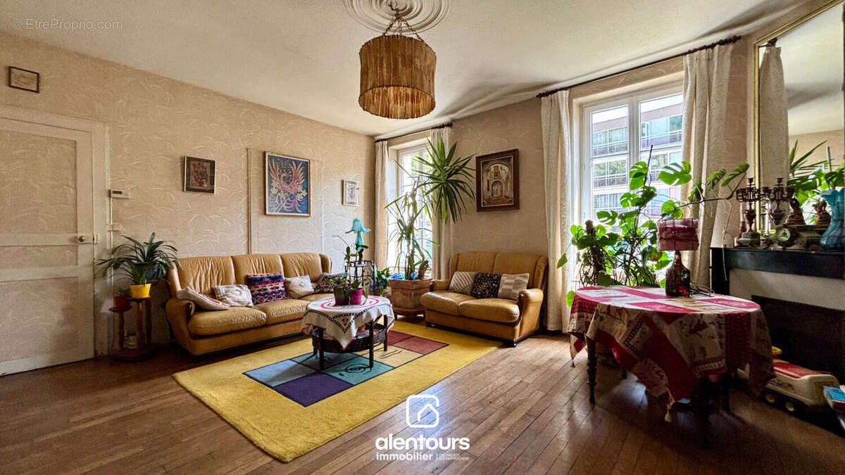 Maison 9 pièce(s) 158 m2 - photo 6