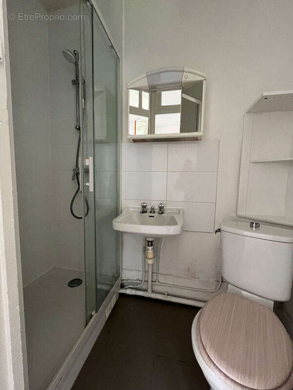Appartement T1 à vendre au centre-ville de Saint-Germain-en-Laye - photo 5