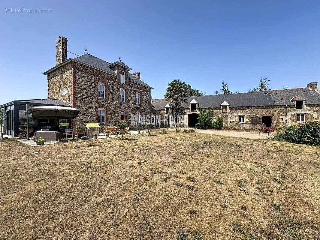 Maison Beaussais Sur Mer 165 m2 10 000 m² de terrain vaste potentiel - photo 1