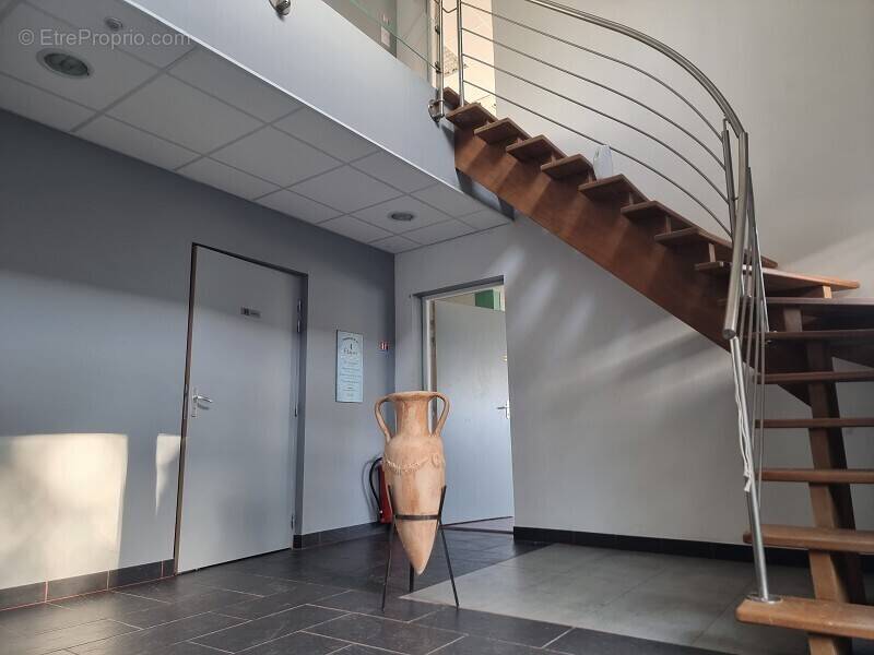 Commerce à NAILLOUX