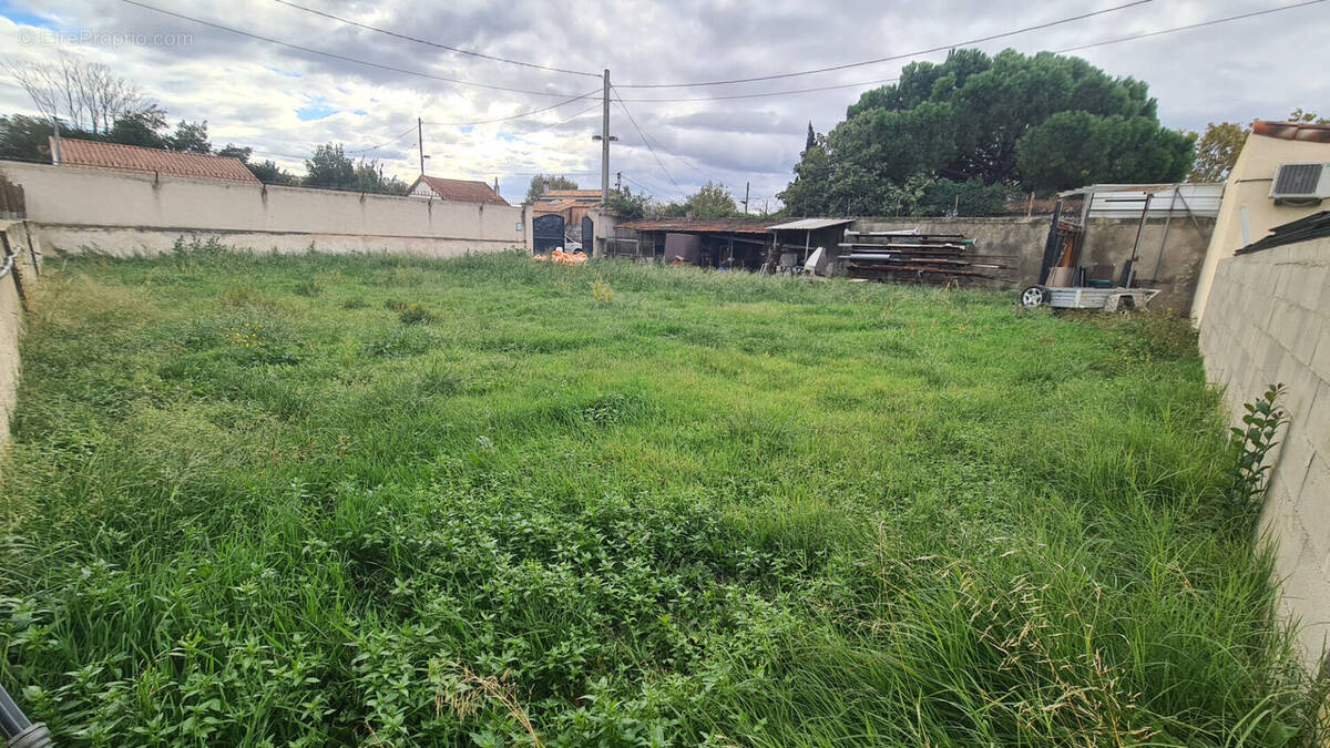 Photo 1 - Terrain à MARSEILLE-14E