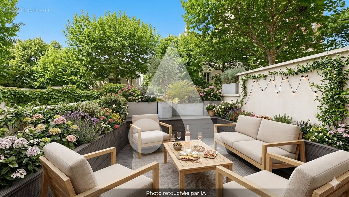 Appartement à LA GARENNE-COLOMBES