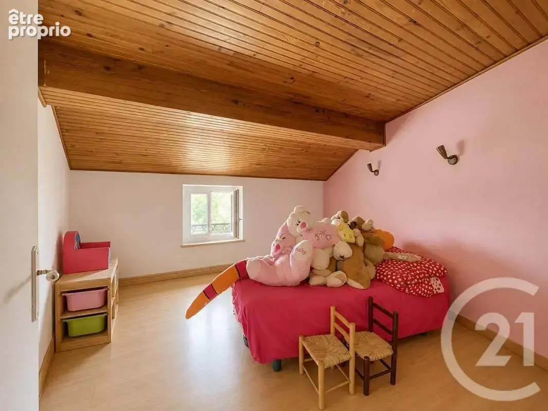 Maison 7 pièces 180 m² à vendre à Grigny (69520) - photo 16