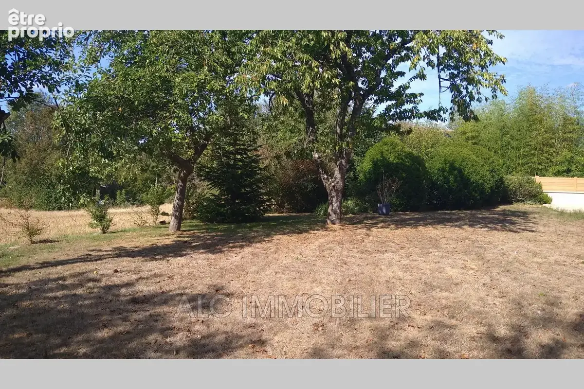 Maison 237 m² à Saint-Leonard-Des-Bois  - photo 4