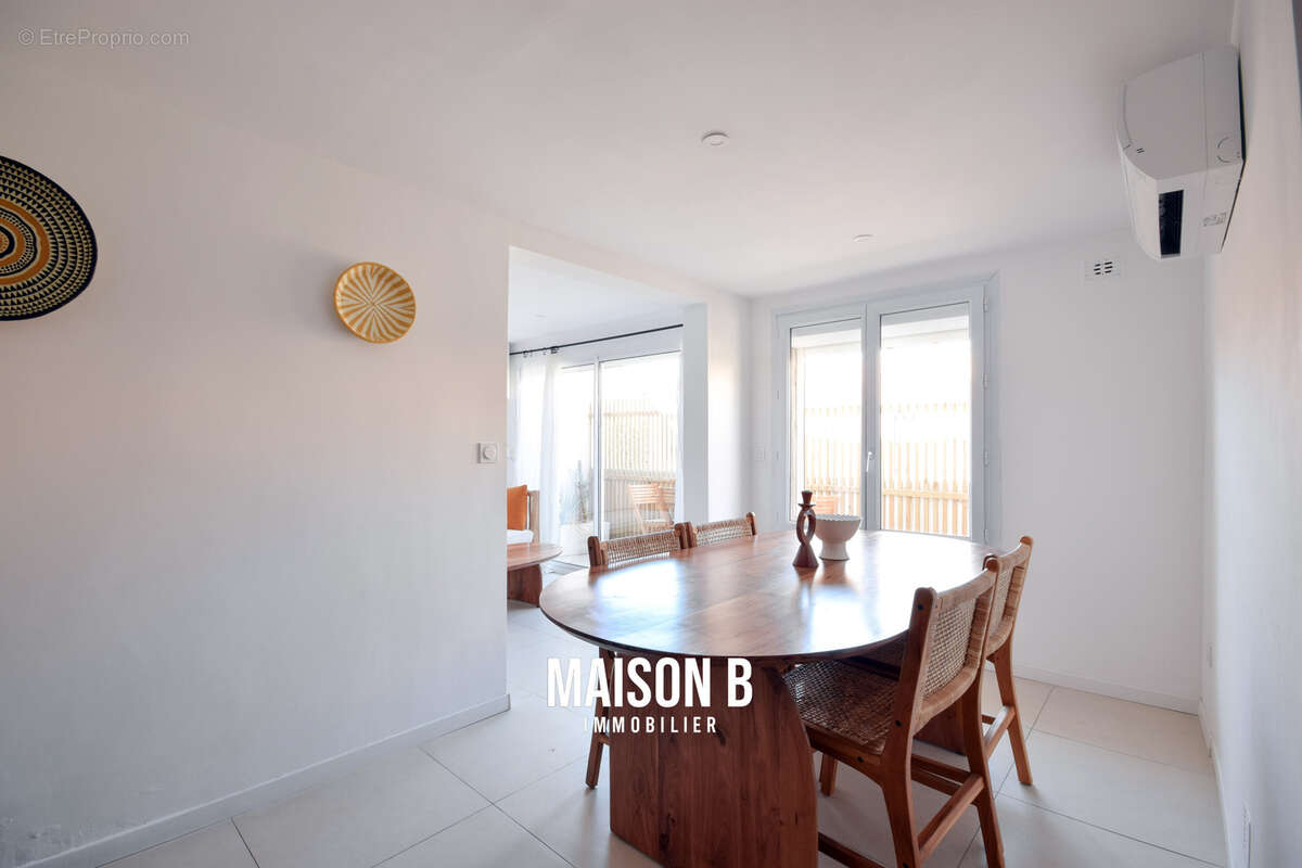 Appartement à MARSEILLE-8E