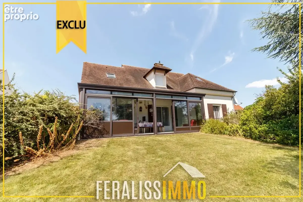 Maison familiale de 220 m2 avec sous-sol total et double gar - photo 10