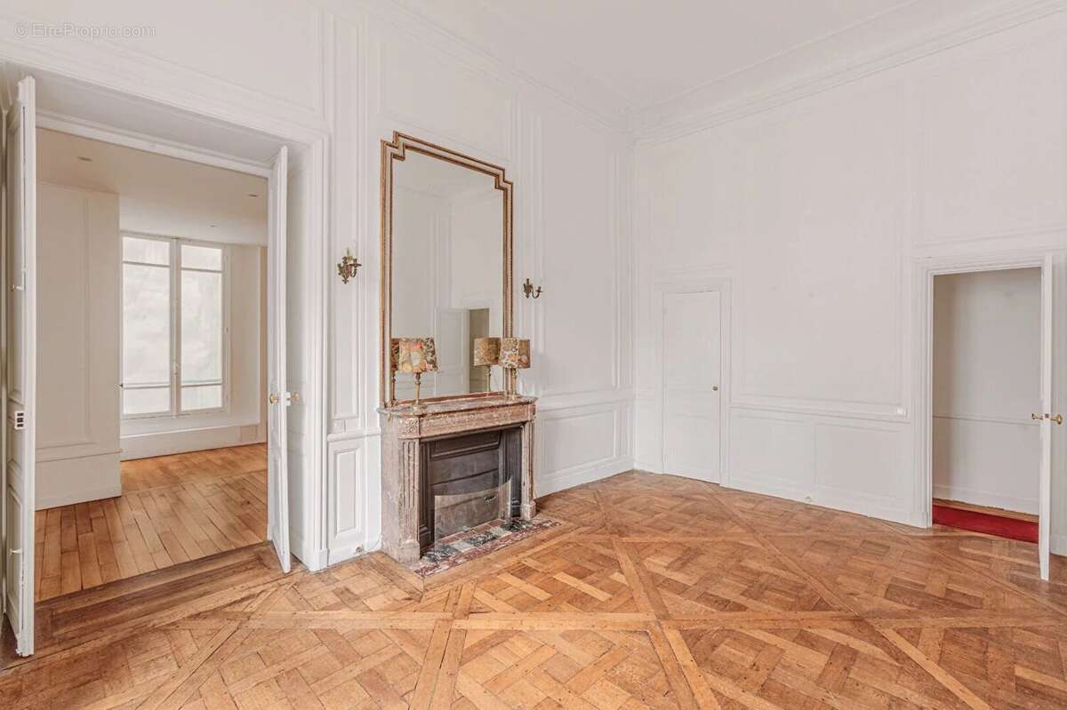 Appartement 131 m² à Paris-7e  - photo 5
