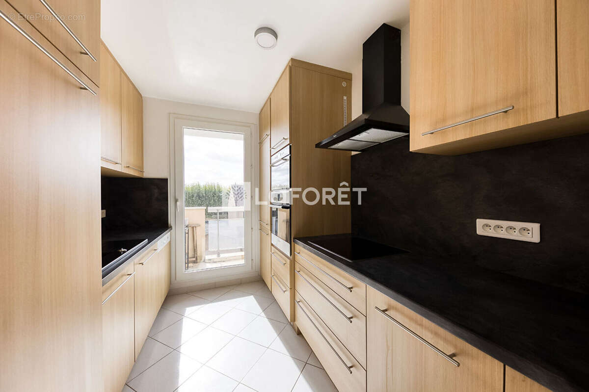 Appartement à PONTAULT-COMBAULT