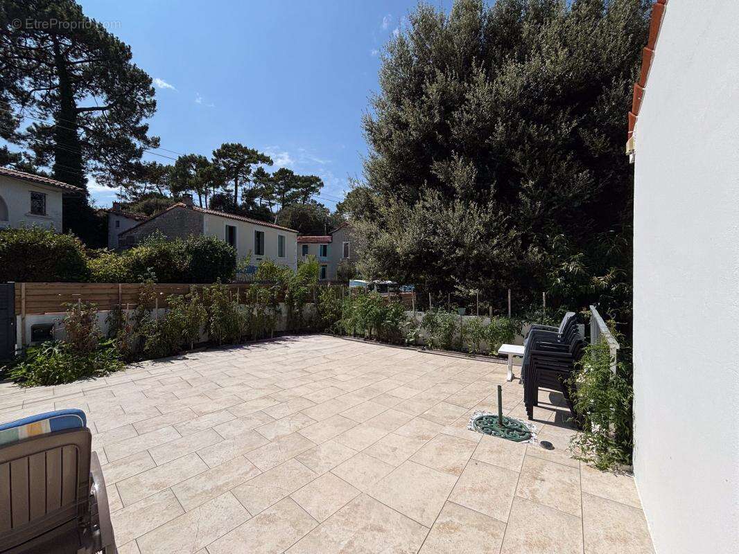 Grande MAISON en Centre Ville à 200 m Commerces et 500 m Plage - photo 34