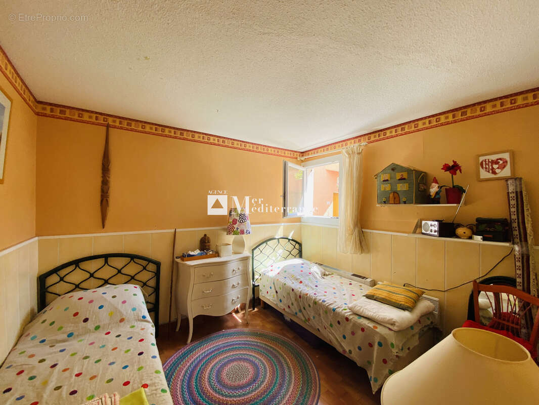 Appartement à COGOLIN