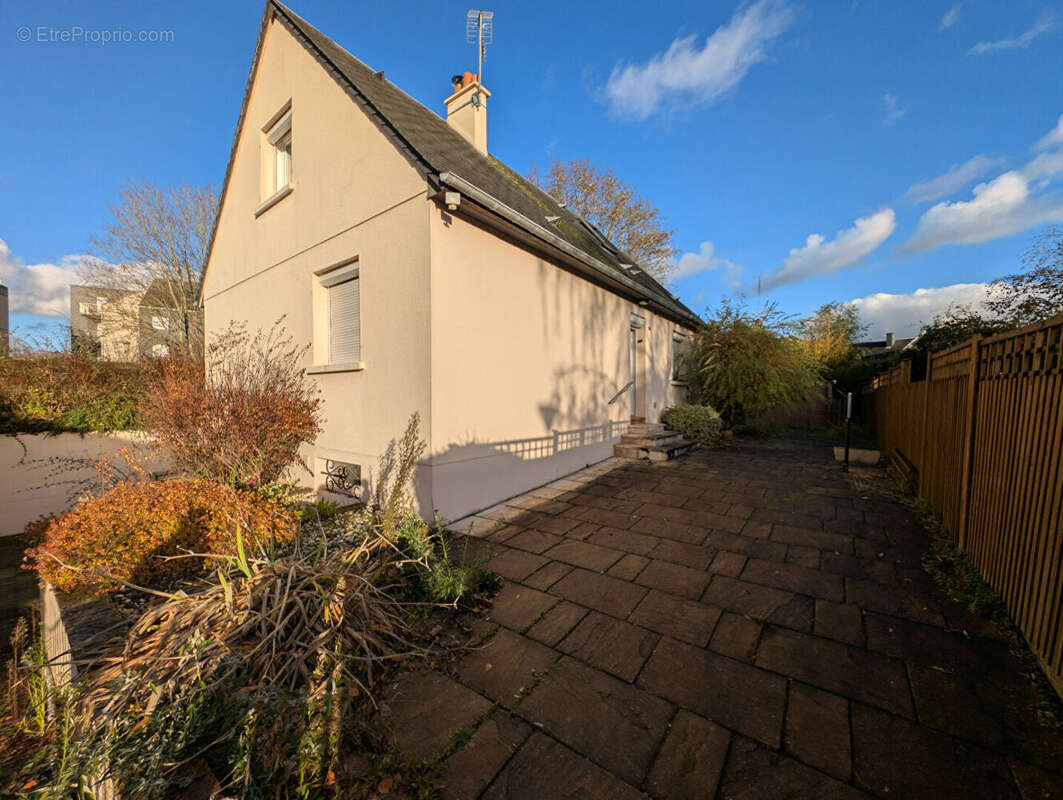 Maison à MONDEVILLE