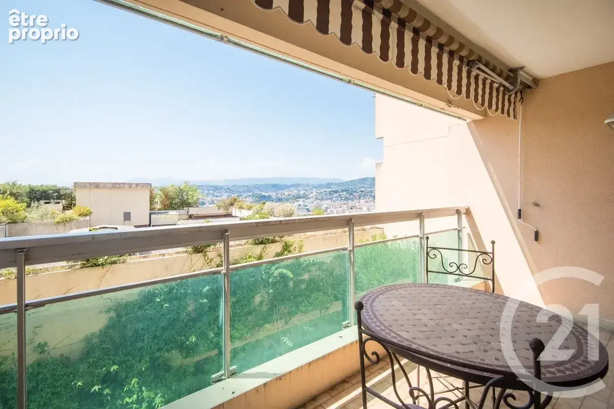 Appartement 84 m² à Nice  - photo 2