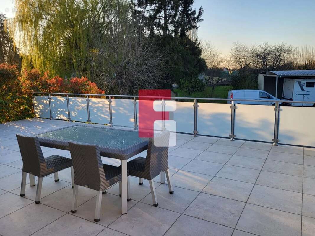 Maison à LUSIGNY-SUR-BARSE