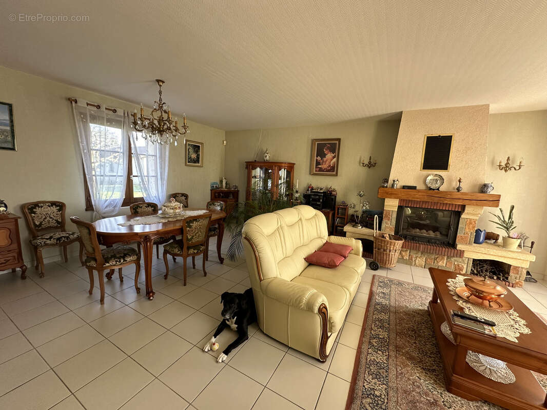 Maison à SAINT-PIERRE-SUR-DROPT