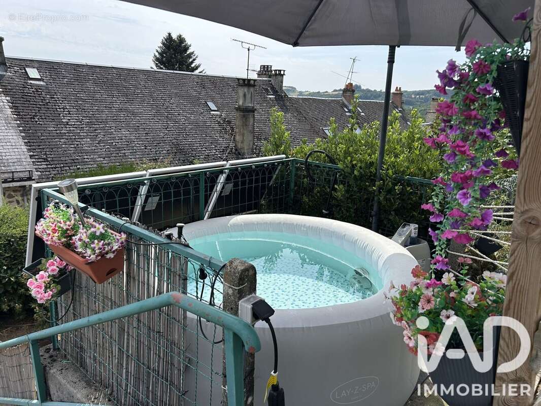 Maison 64 m² à Bugeat  - photo 9