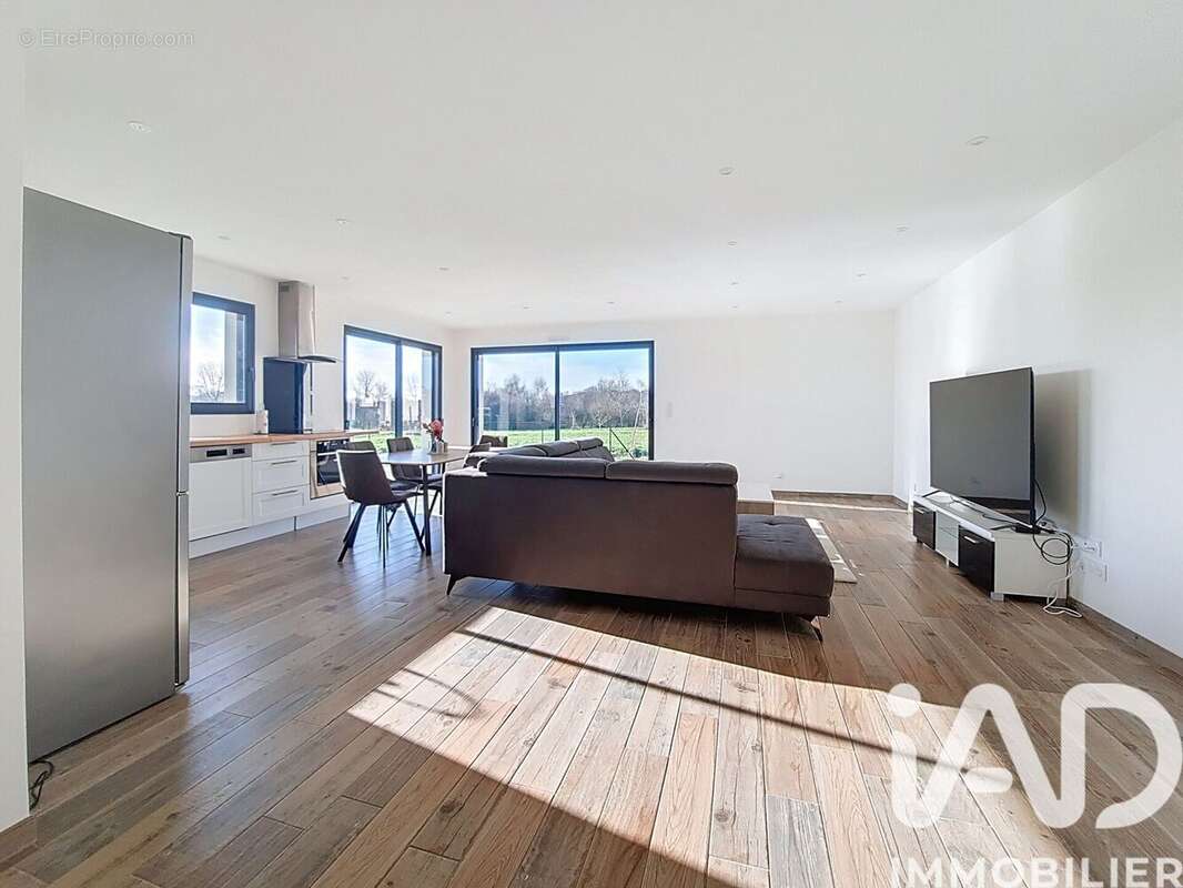 Photo 6 - Maison à MARTIGNE-FERCHAUD