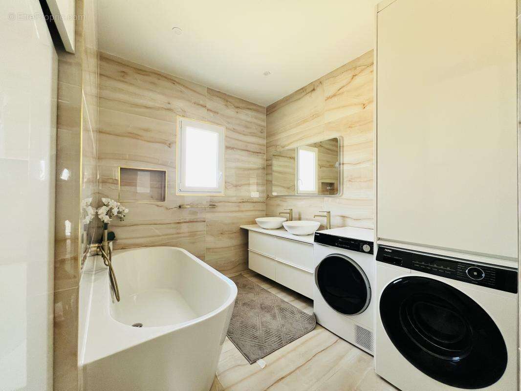 Maison à VERNEUIL-SUR-VIENNE