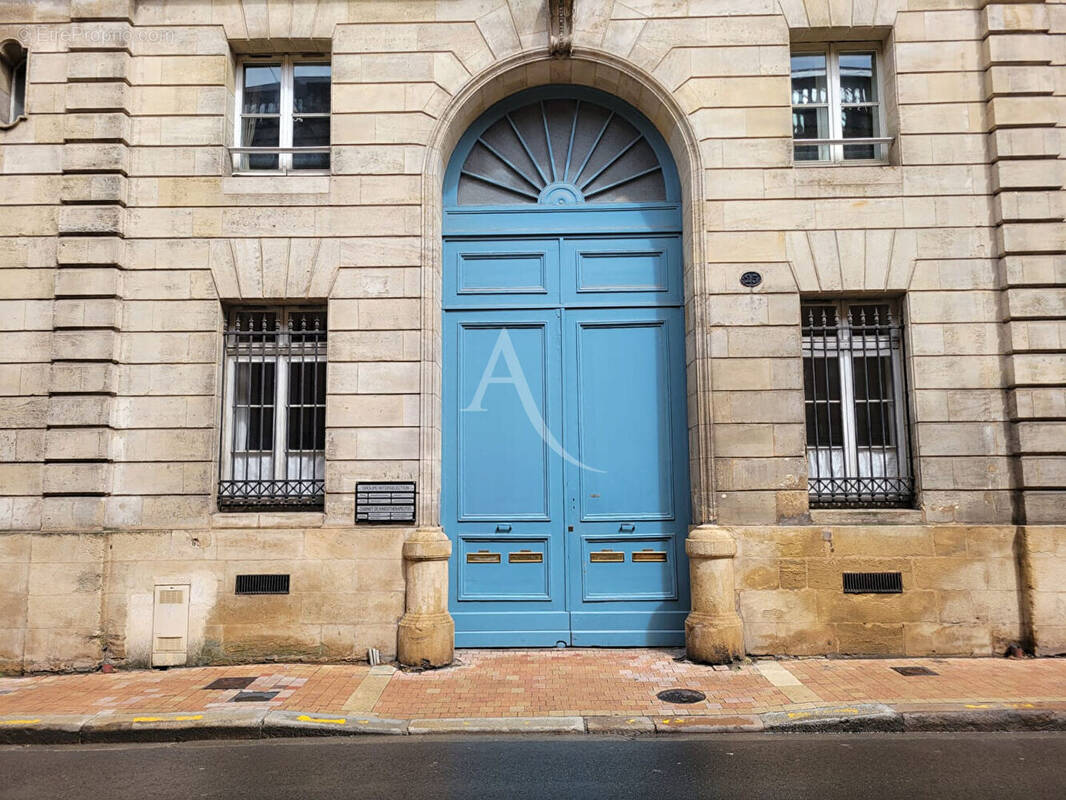 Commerce à BORDEAUX