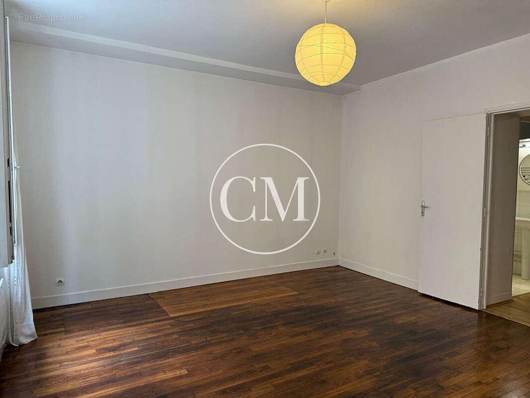 Appartement à VERSAILLES