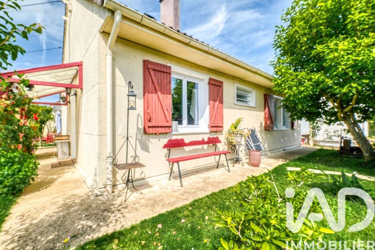 Photo 2 - Maison à ROISSY-EN-BRIE