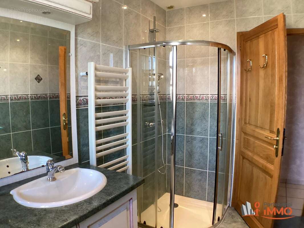 Maison à LA TOURETTE