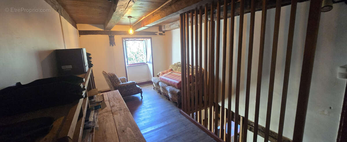 Maison à SAINT-BONNET-ELVERT