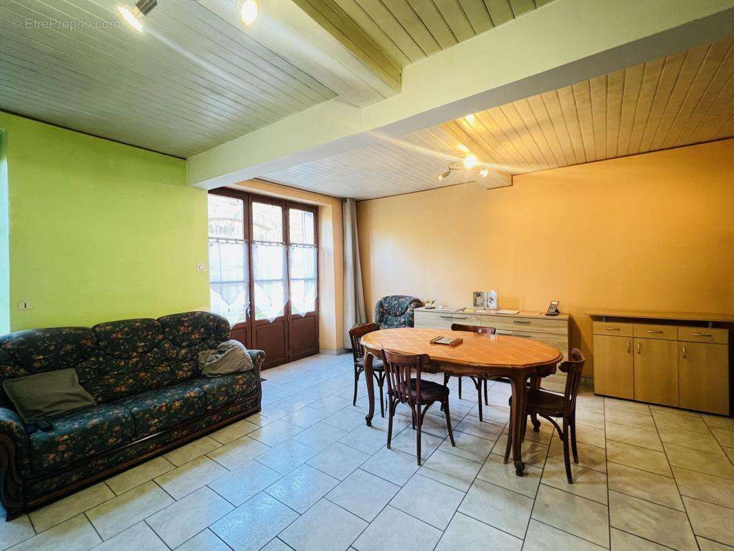 Maison à SAULGOND