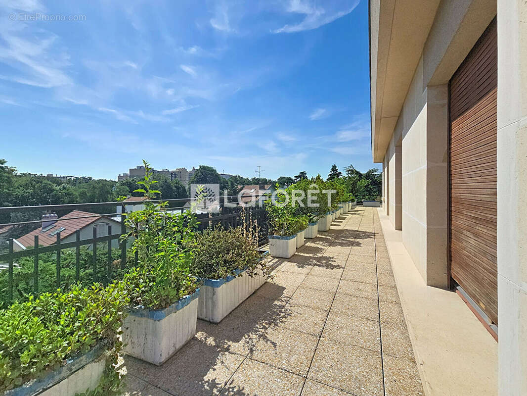 Appartement à BOURG-LA-REINE
