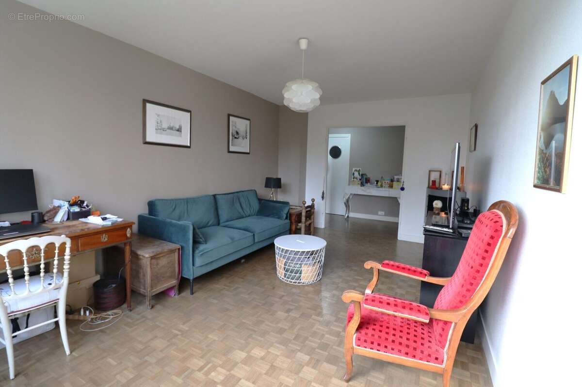 Appartement à BOUGIVAL