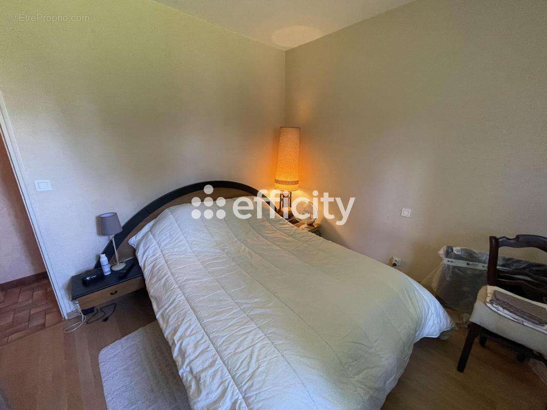 Maison à BLANQUEFORT