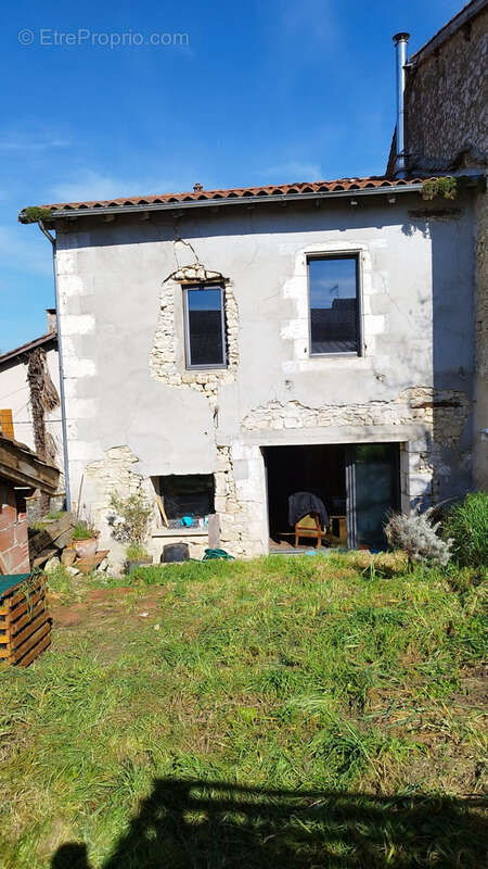 Maison à MAUVEZIN