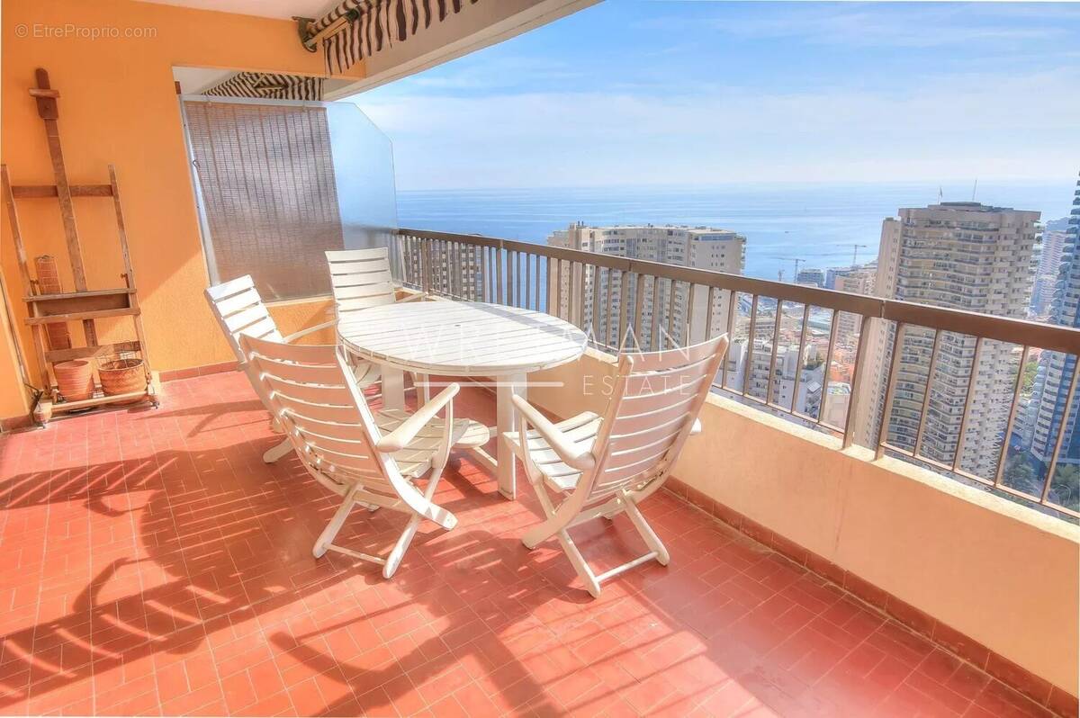Appartement à BEAUSOLEIL