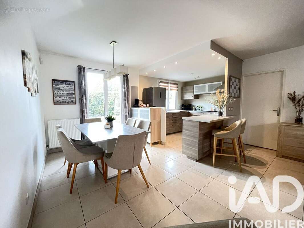 Photo 4 - Maison à BOISSY-SOUS-SAINT-YON