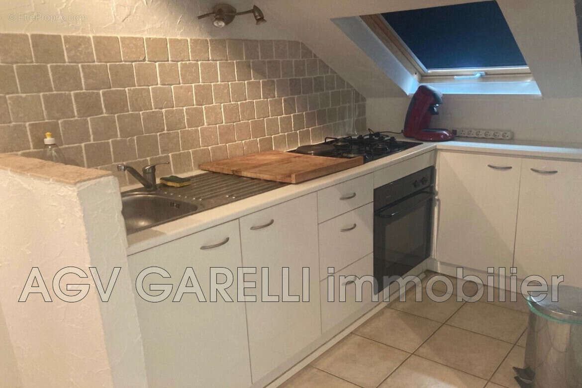 Appartement à LA LONDE-LES-MAURES