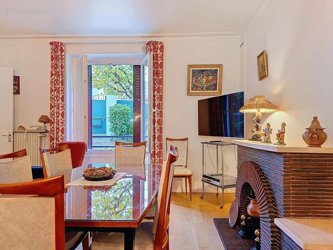 Photo 4 - Maison à LES LILAS