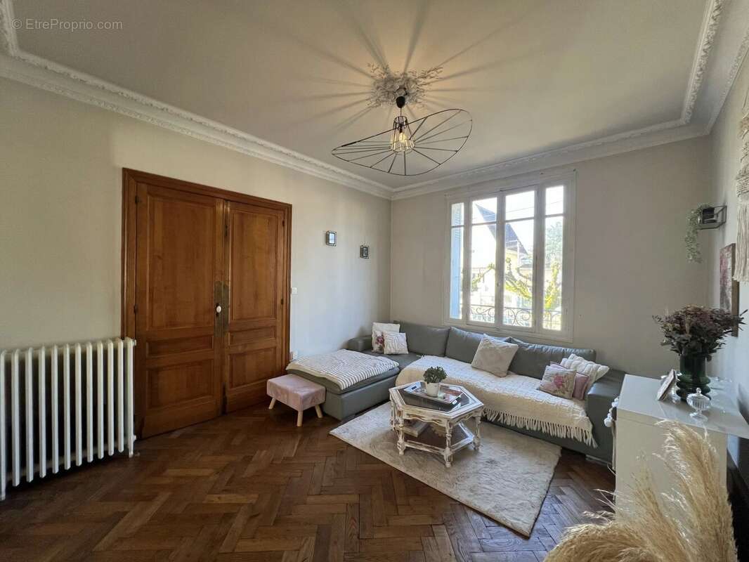 Maison à SAINTE-FOY-LA-GRANDE