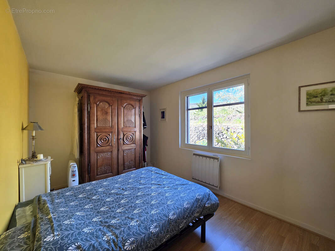 Maison à SAINT-AMANT-TALLENDE