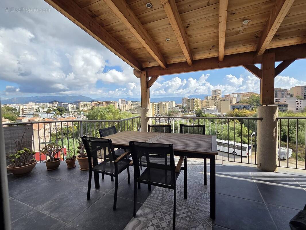 Appartement à AJACCIO