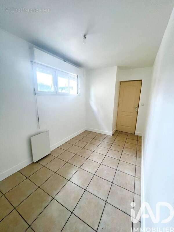 Photo 2 - Appartement à CLICHY-SOUS-BOIS