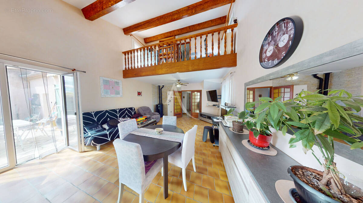 Maison à MARGUERITTES