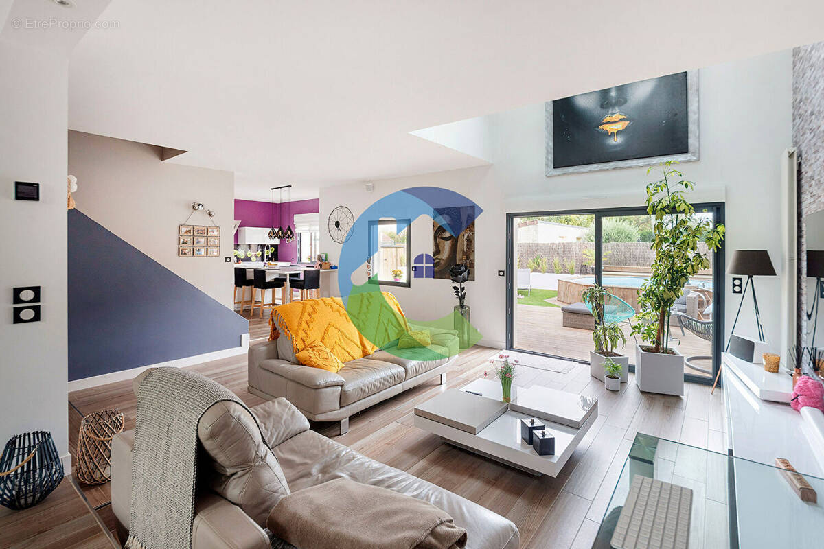 Maison à BALLAINVILLIERS