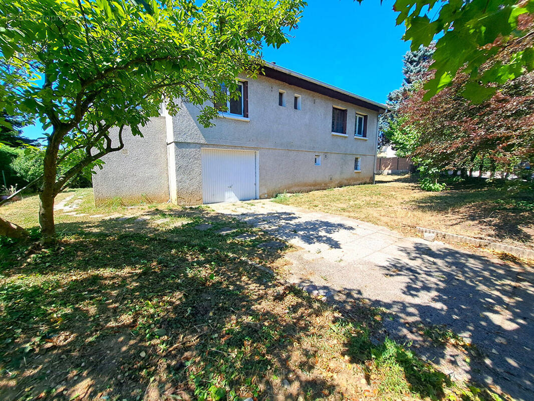 Maison à CHAPONOST