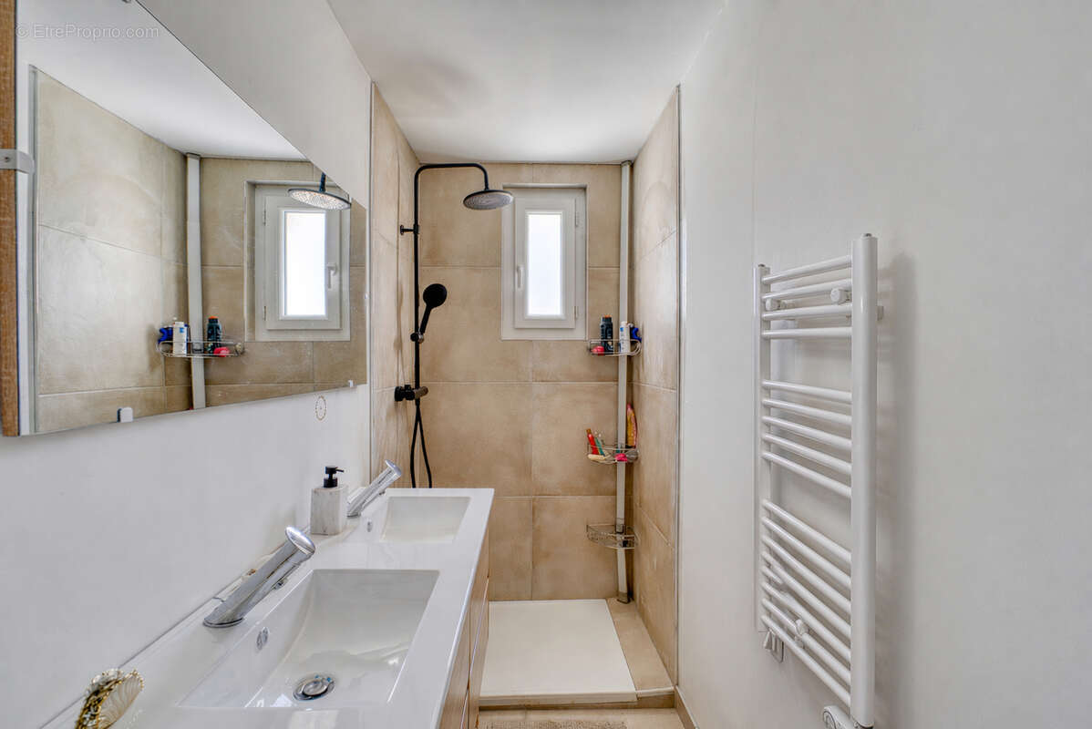 Appartement à PIZAY