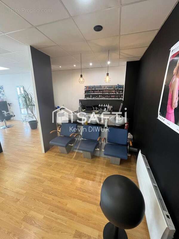 Photo 8 - Commerce à MARGNY-LES-COMPIEGNE