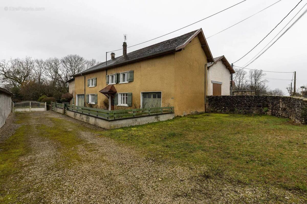 Maison à ARANDON