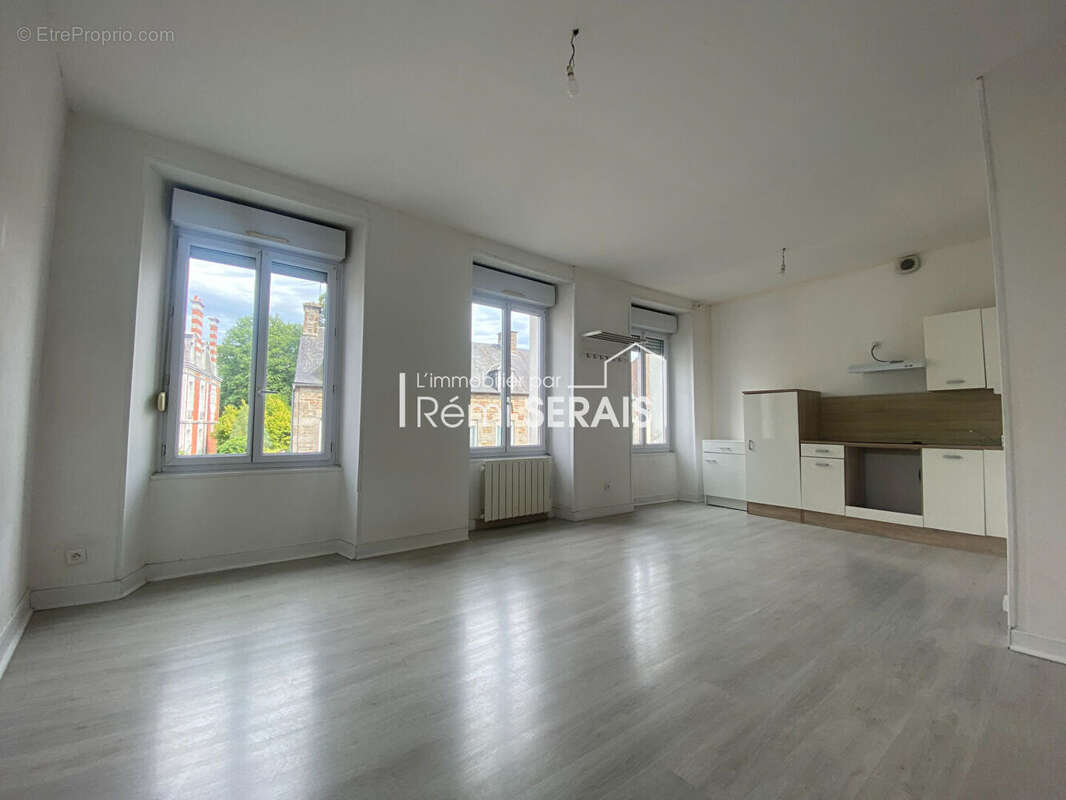 Appartement à CONDE-SUR-NOIREAU