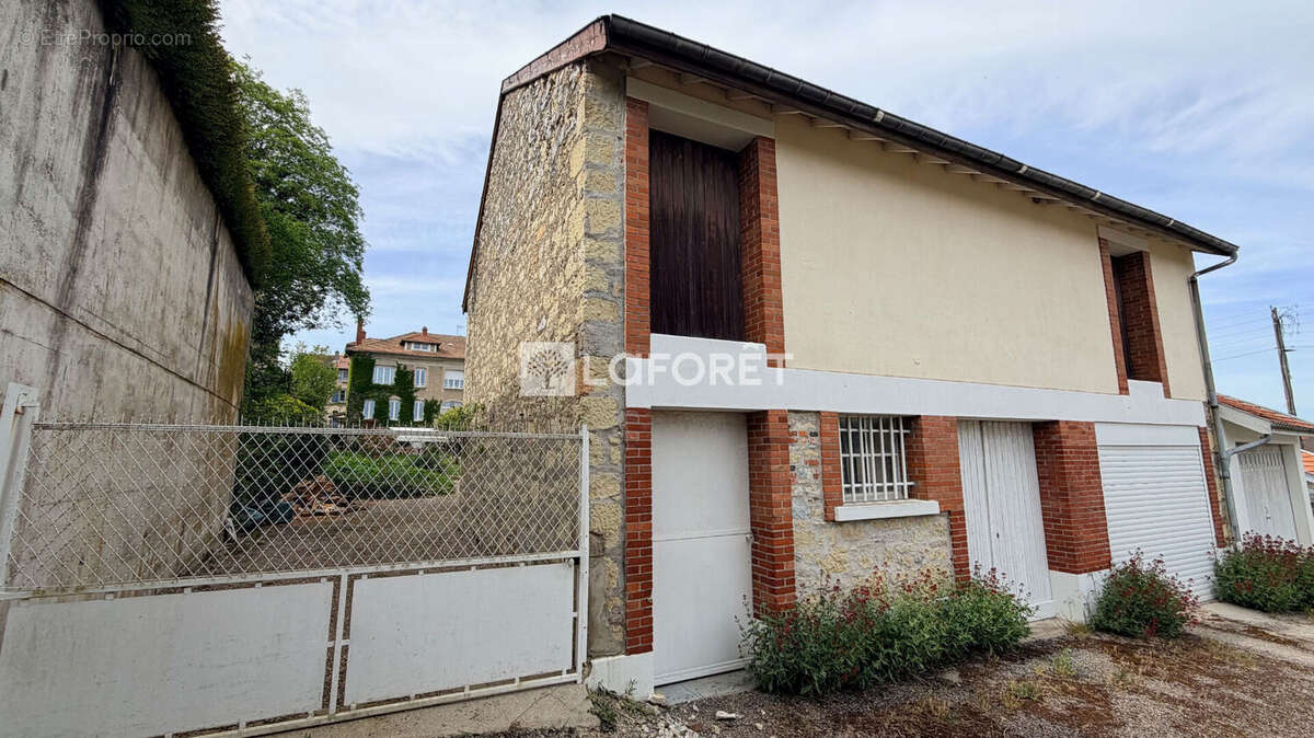 Maison de Maître Clermont-en-Argonne (223 m²) - photo 18