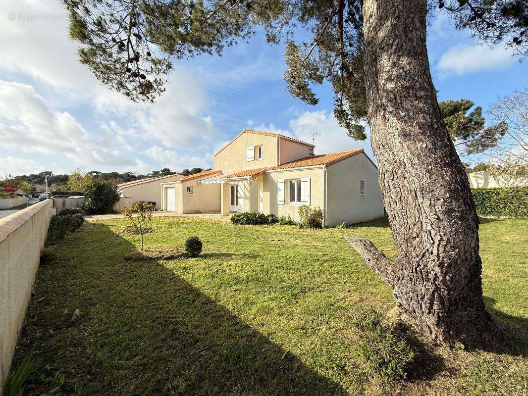 Maison à SAINT-PALAIS-SUR-MER