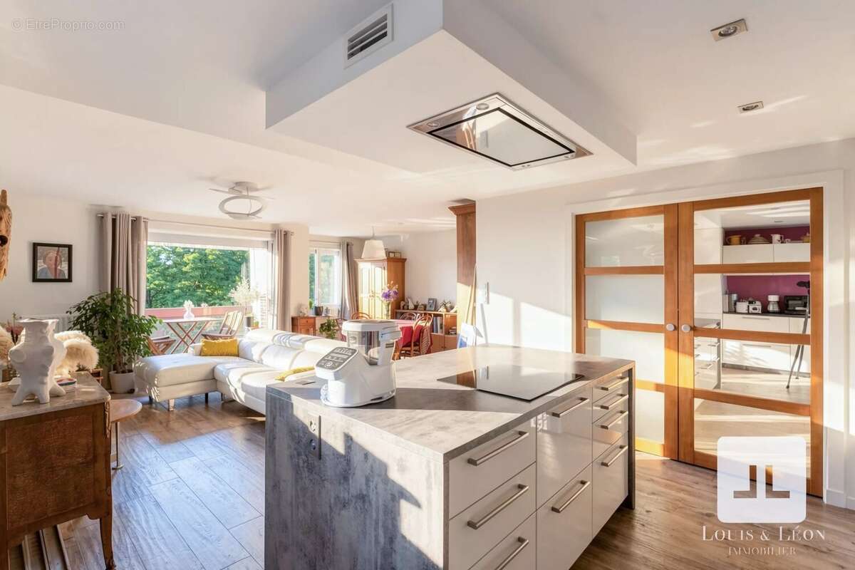 Appartement à FONTAINES-SUR-SAONE